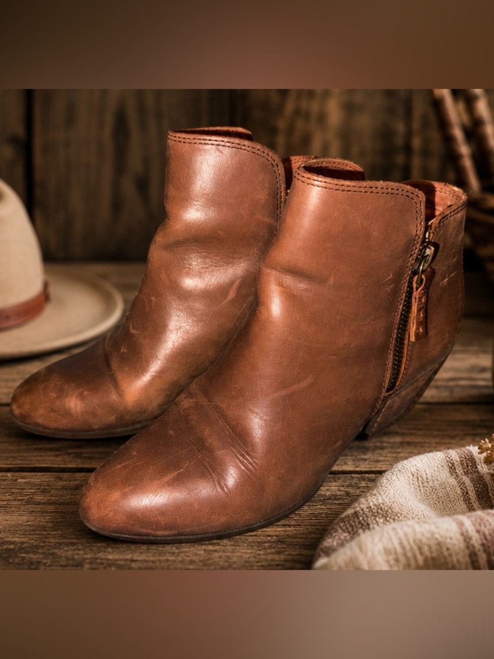 Frye Leather Ankle Booties Brown Side Zip Stacked Heel Western Boho 6.5